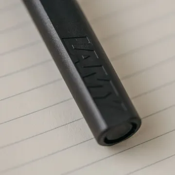 Lamy Safari Matte Black Fountain Pen
